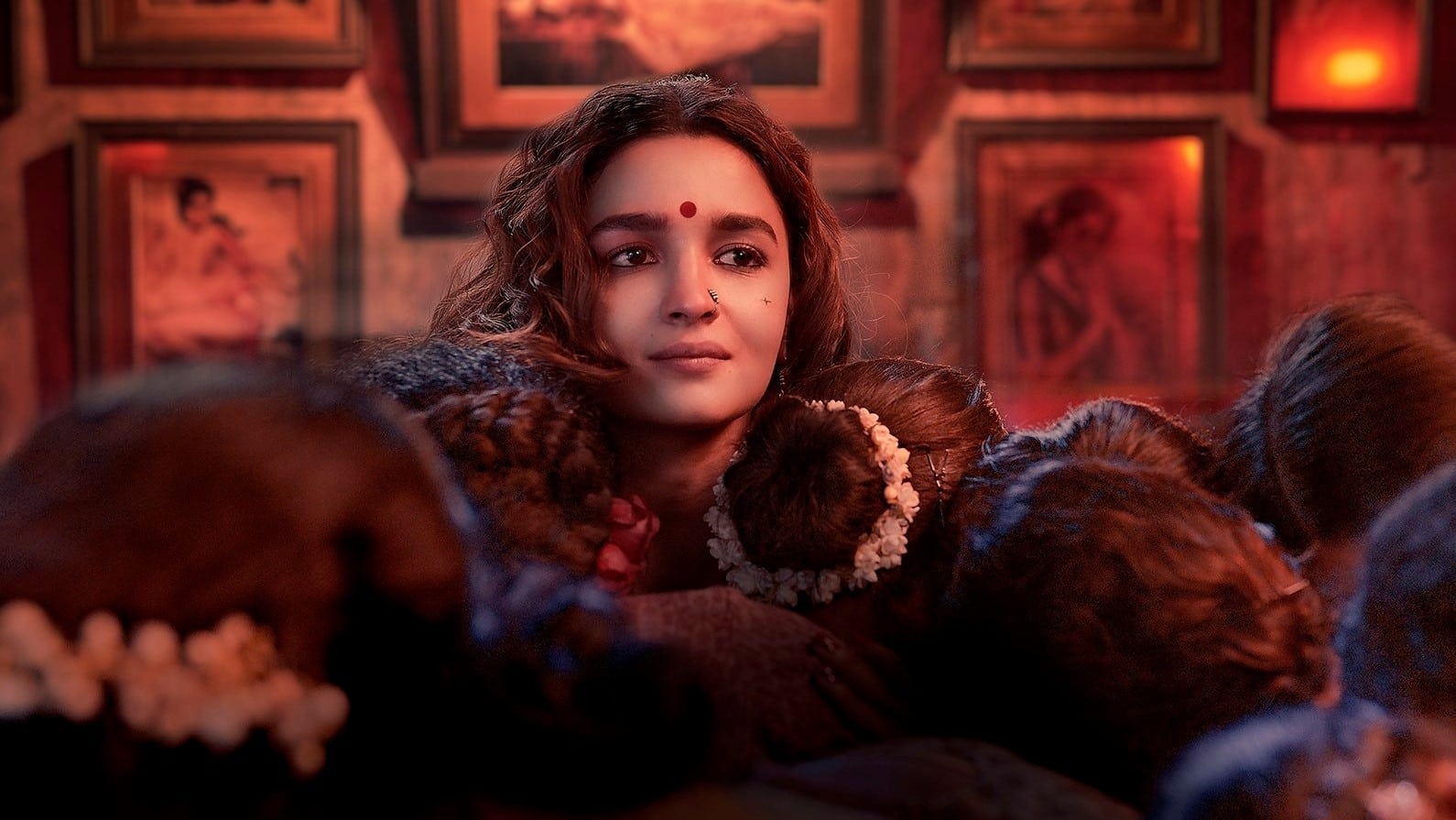 Gangubai Kathiawadi Screenshot 1